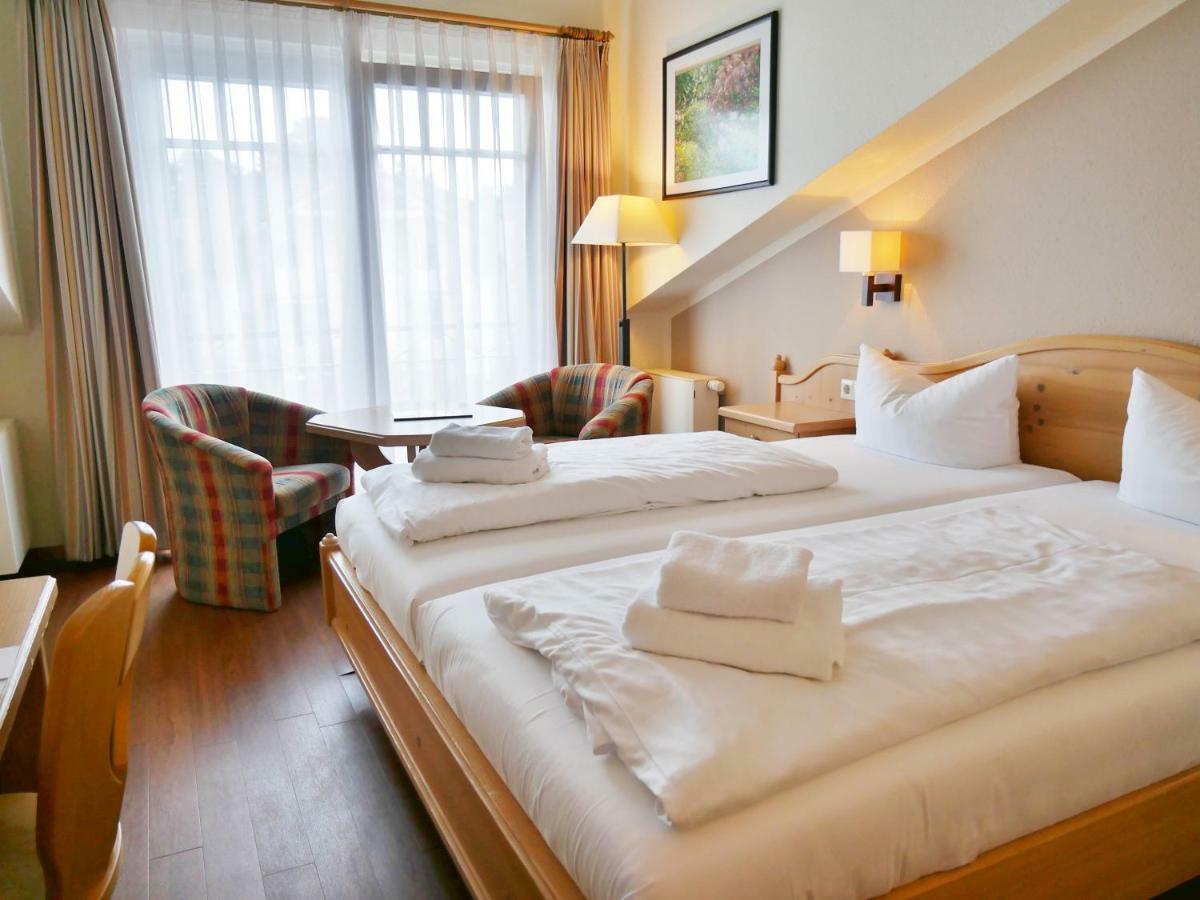 R&R Hotel Strandallee Baabe Exteriör bild